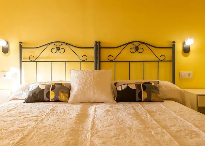 Apartamentos Casona Del Campo