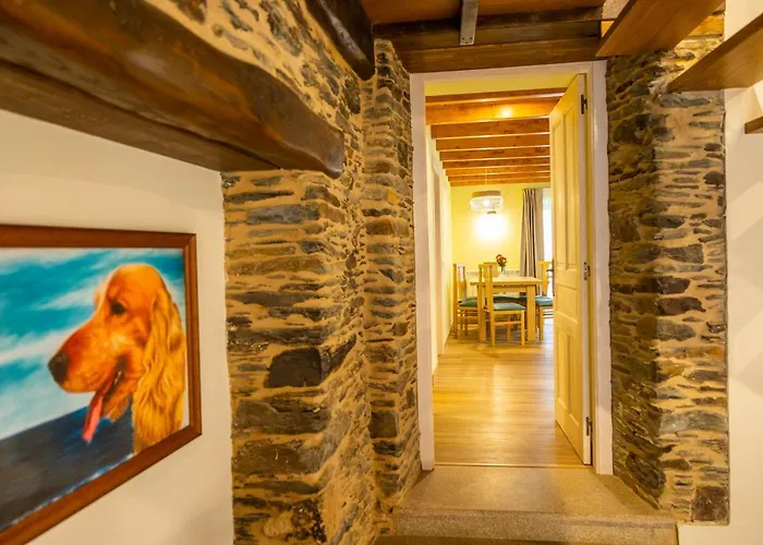 Apartamentos Casona Del Campo